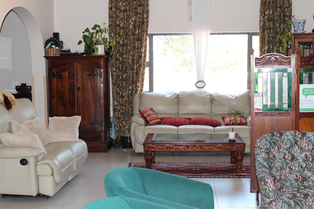 Mendelssohn Manor Guest House Randburg エクステリア 写真